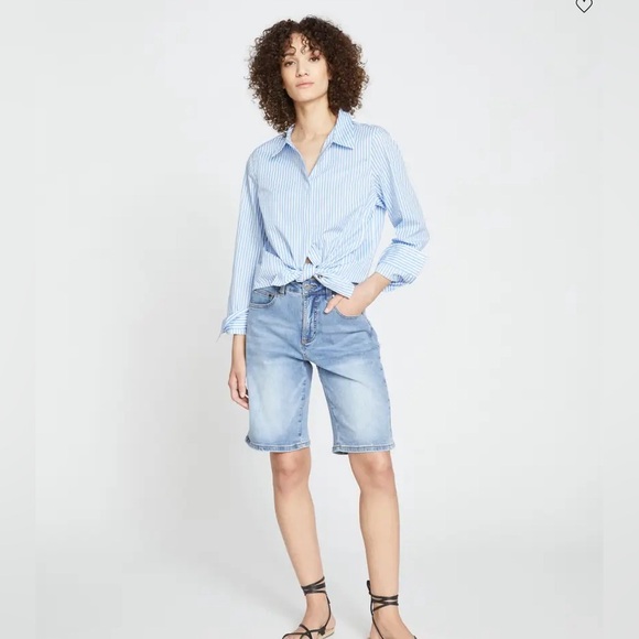 Universal Standard Bae Denim Shorts in 
New Wave Blue women’s size 12 - Picture 2 of 8